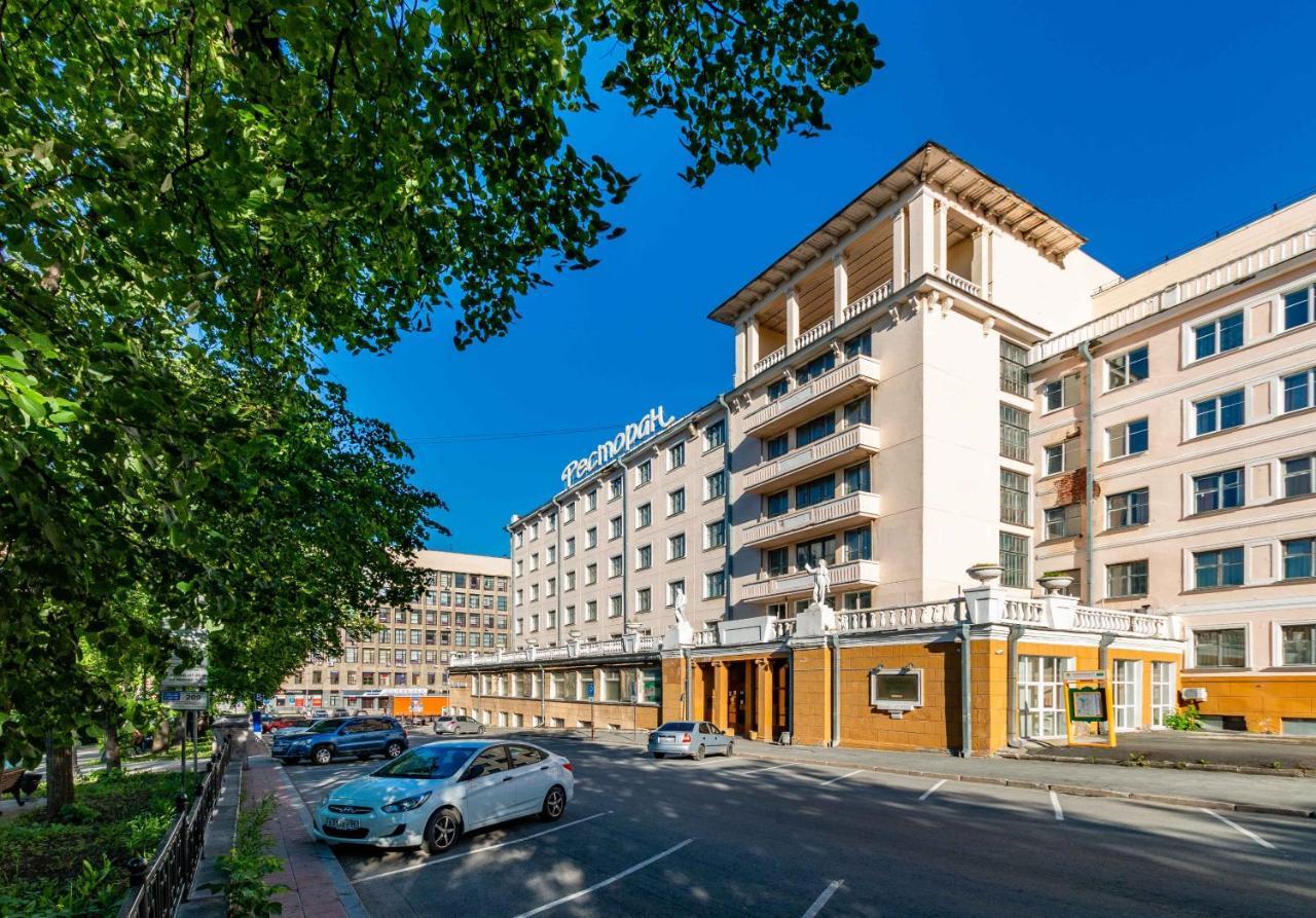 Gostinica Bolsoi Ural Hotel Ekaterinburg Exterior photo