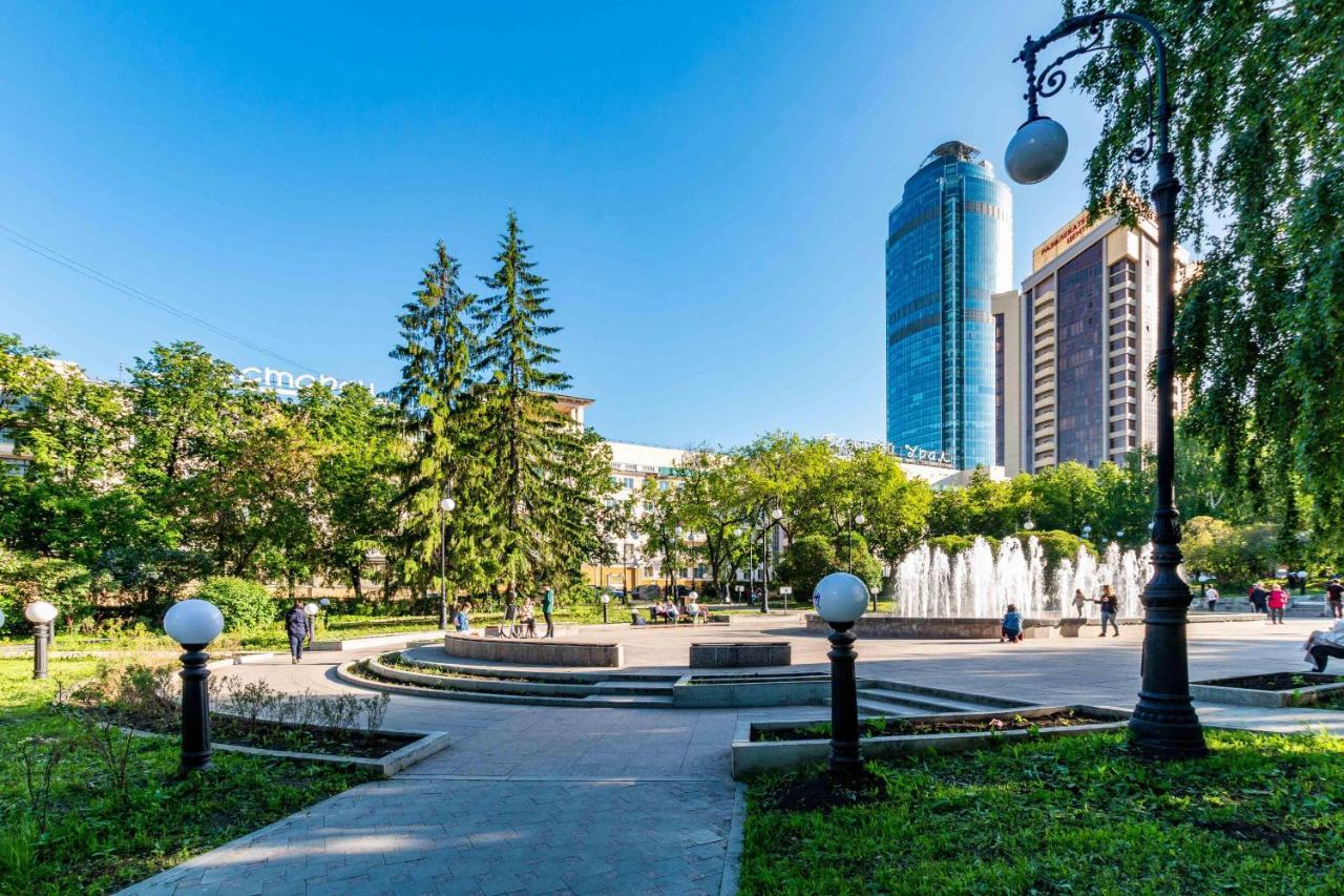 Gostinica Bolsoi Ural Hotel Ekaterinburg Exterior photo